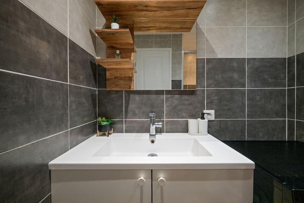 Appartement F3, 2 Chambres, 80M2 Nice Dış mekan fotoğraf